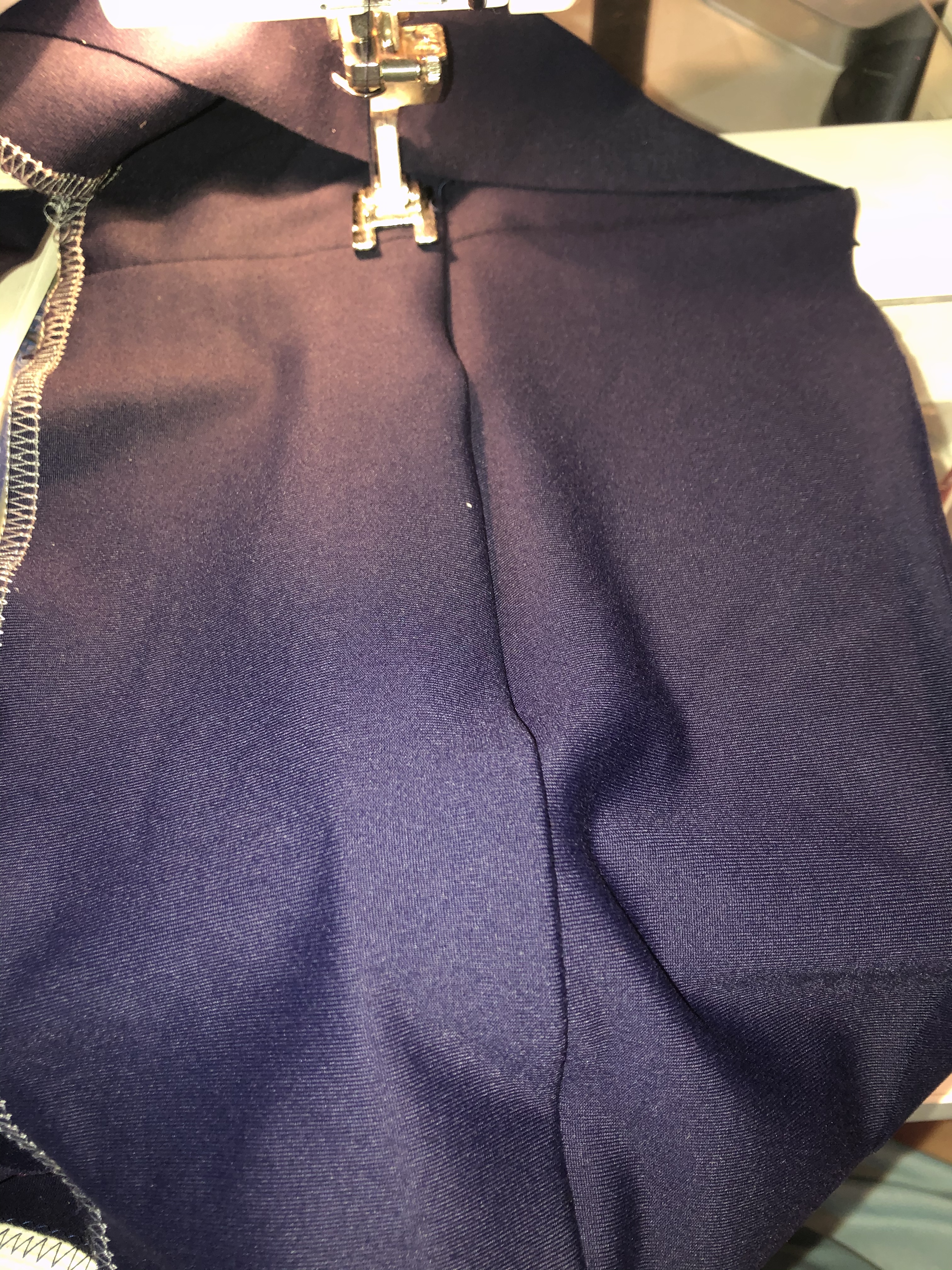 40F7F8F6-E800-467F-A2C3-7FD89DC07FE0